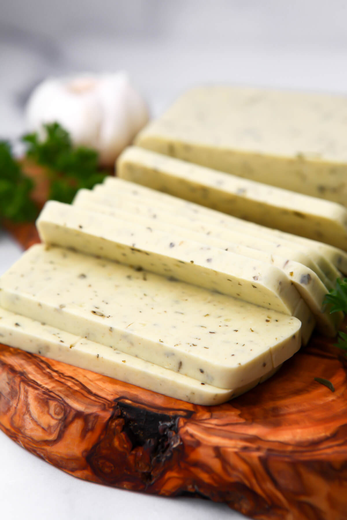 MASTERCLASS: Easy Peasy Vegan Cheezy with Emily Zimmerman