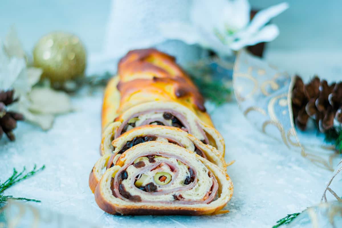 Frozen Pan de Jamon by Luis Manuel Cordoba