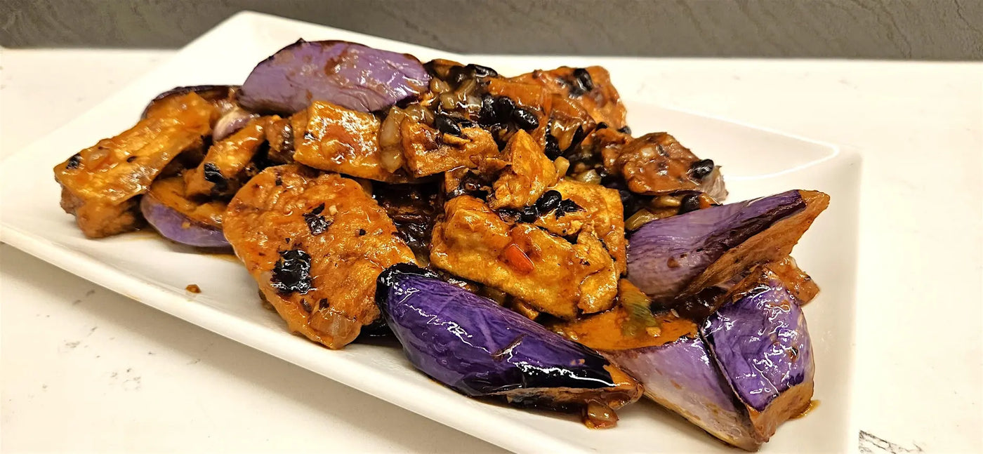 SUPPER CLUB: Chinatown at the Table: Dinner, Dumpling & Docs by The Green Line + Wok Theory