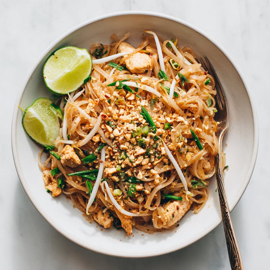 COOKING CLASS: Discovering Thai Classics by Piriya Murrell