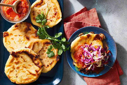 COOKING CLASS: Las Pupusas Salvadoreñas by Iván Wadgymar